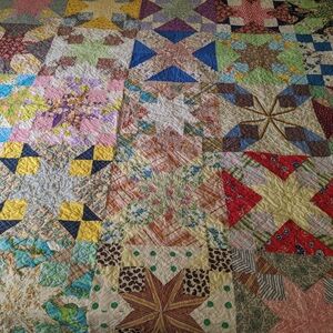 VINTAGE STAR quilt. Patchwork